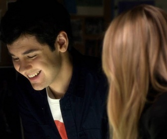 Replay Pretty little liars - S2 E3 - Fenêtres secrètes