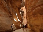 Replay Jordanie : le royaume aux pieds d'argile - Tourisme : pourvu qu'ils reviennent