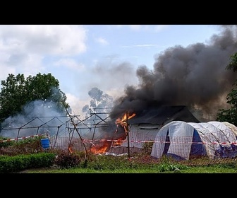 Replay RDC : des proches d'une victime d'Ebola en colère incendient un centre de traitement