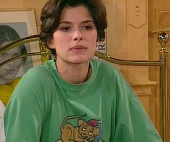 Replay Hélène et les garçons - S03 E23 - Un problème sans solution