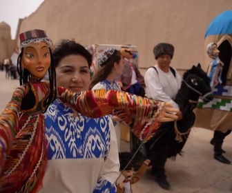 Replay Khiva, ancienne ville de la Route de la soie : Marionnettes, palais et danse comme héritage culturel