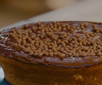 Replay Petits Plats en équilibre - Gâteau des mariés de Vescovato