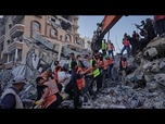 Replay Au moins 12 morts et des dizaines de disparus après l'effondrement d'un immeuble à Gaza