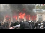 Replay L'office de tourisme de Lyon incendié lors de manifestations