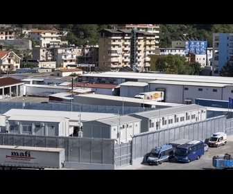 Replay La Cour de justice de l'UE blâme l'Italie pour les transferts de migrants vers l'Albanie
