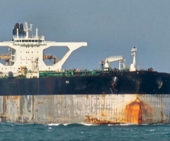 Replay Info éco - Pétrole sous sanctions : derrière les navires saisis, l'ombre des flottes fantômes