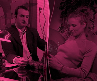 Replay Un gars, une fille - S3E17 - Au téléphone (4)