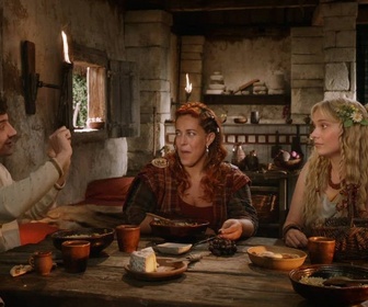 Replay La petite histoire de France - Notre tarée / Burgal money / Protester ou pas / Seuls invités