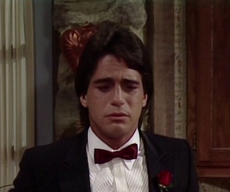 Replay Madame est servie - S01 E04 - Le bal des anciens