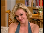 Replay Les filles d'à côté - S02 E09 - La chaîne