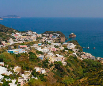 Replay Un jour ailleurs - Grèce / Italie
