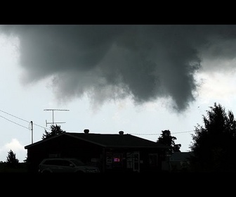 Replay Une tornade s'abat sur la banlieue parisienne : un mort