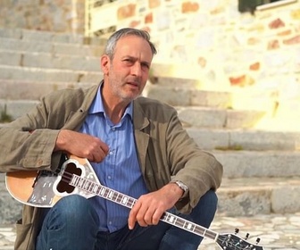 Replay Invitation au voyage - 30/03/2026 - L'île de Syros, écrin du bouzouki