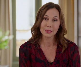 Replay Petits secrets en famille - Mon mari est pyromane - famille Carez