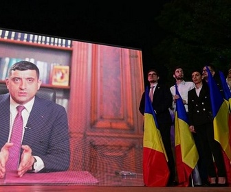 Replay Nouvelle présidentielle en Roumanie - Roumanie : le candidat d'extrême-droite remporte le premier tour de la présidentielle