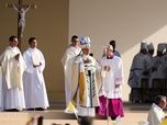 Replay En Direct - Pape en France: Léon XIV célèbre une messe à la prairie du sanctuaire de Lourdes