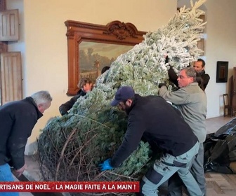 Replay Un jour, un doc - Artisans de Noël : la magie faite à la main !