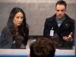 Replay Elementary - S3 E19 - Bourreau d'hackers