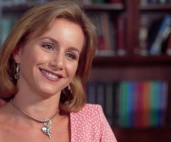 Replay Beverly Hills, 90210 - S04 E24 - L'amitié c'est fragile